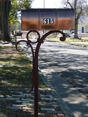 Iron Mailbox Stand