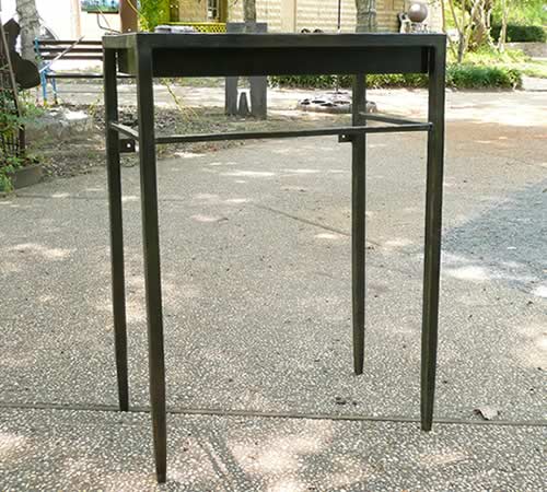 forged-sink-stand